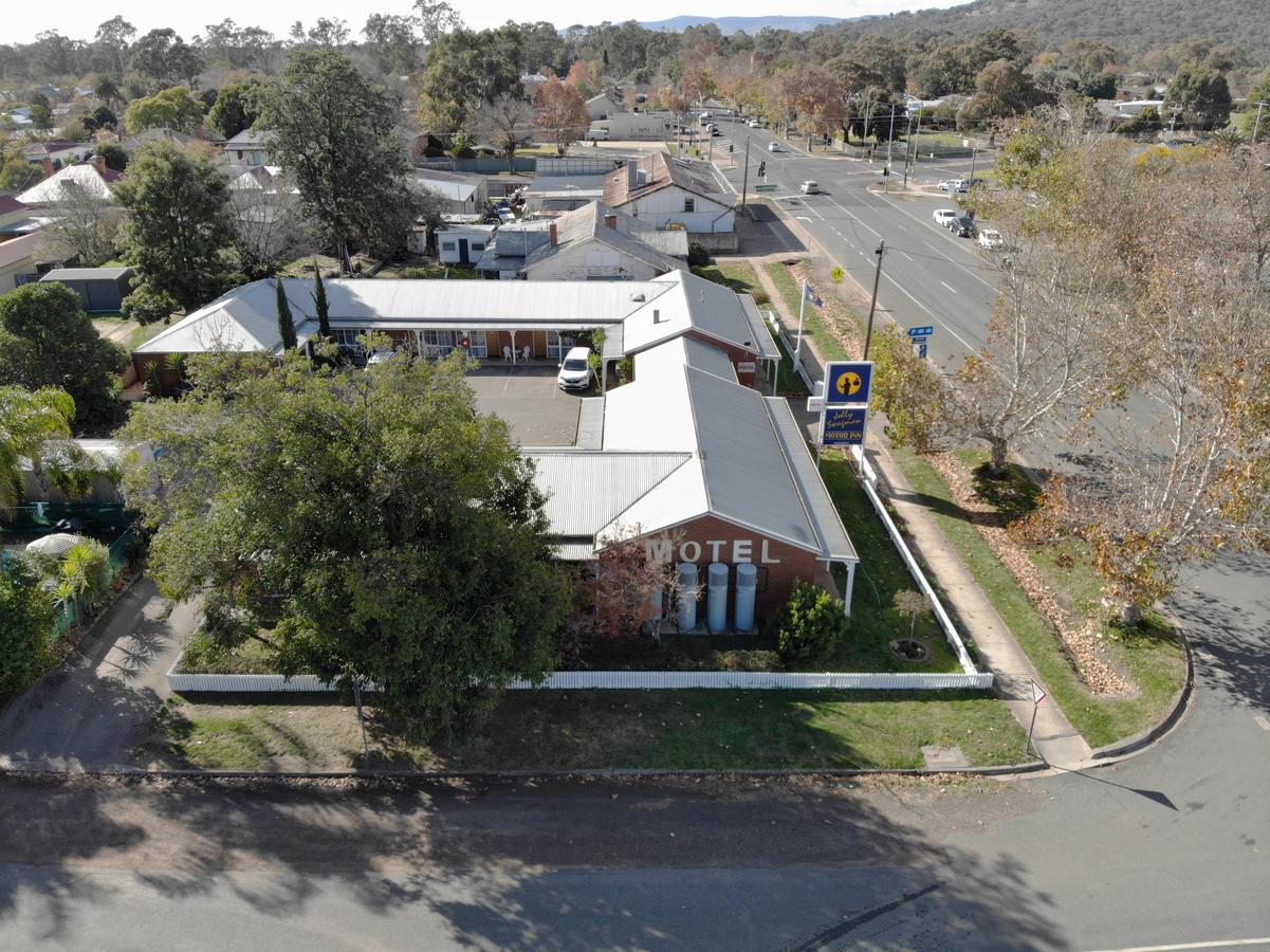Jolly Swagman Motor Inn Euroa Exterior photo