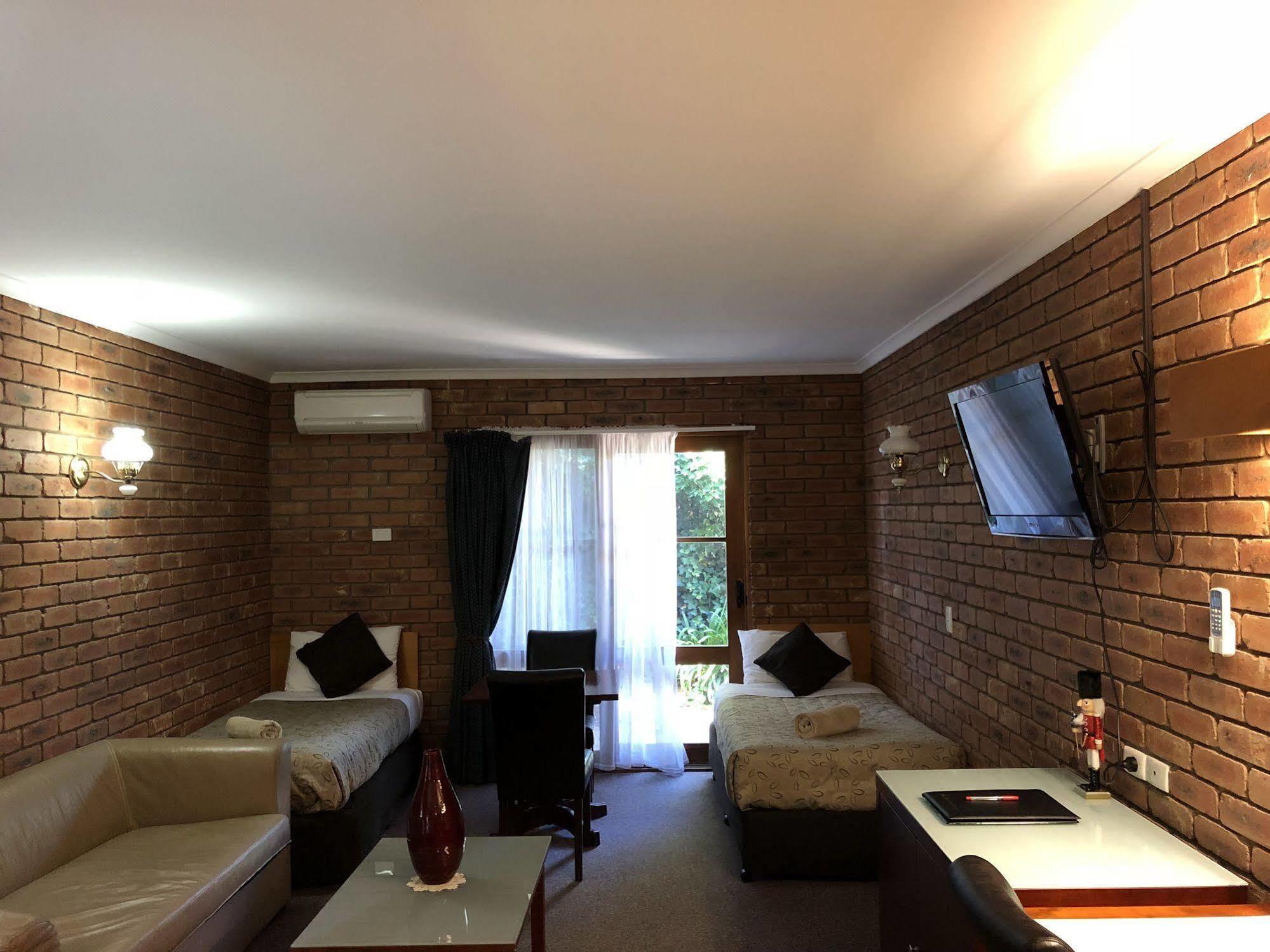 Jolly Swagman Motor Inn Euroa Exterior photo