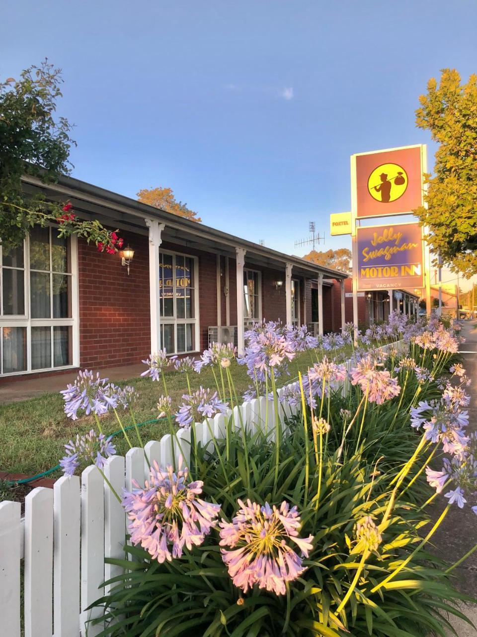 Jolly Swagman Motor Inn Euroa Exterior photo